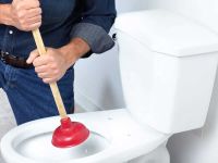 Очищення забитого унітаз
