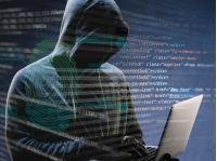 Шахраї під ви глядом перереєстрації хочуть отримати доступ до карткових рахунків пенсіонерів, фото з відкритих джерел