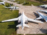 Окупанти сховали Ту-160 біля Америки: туди фура з&nbsp;дронами не&nbsp;доїде
