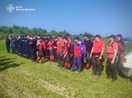 В&nbsp;Прикарпатье сотни спасателаей вторые сутки ищут пропавшего шестилетнего ребенка (видео)