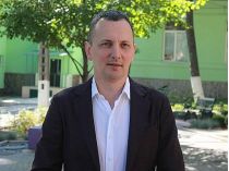 Юрій Голик, Фото з «Вікіпедії»