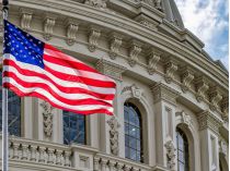 США