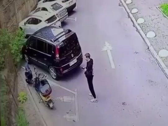 У Києві намагалися підірвати бійця Азова вибухівкою у скутері