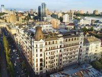 «Прем'єр-Палас», що у центрі Києва