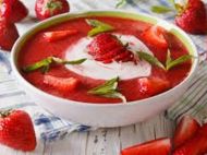Клубничный суп: простой и&nbsp;эффектный десерт для гурманов