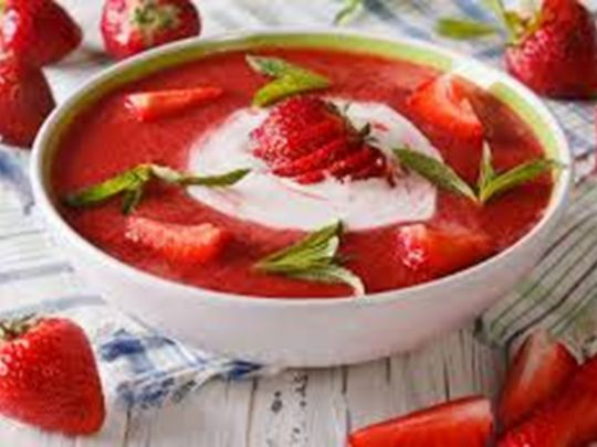 Как приготовить клубничный суп - Фото: www.chefmarket.ru