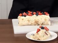 Меренговый рулет: вкуснотища на&nbsp;каждый день от&nbsp;победителя &laquo;МастерШефа&raquo;