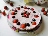 Клубничный чизкейк. Фото Екатерины Черкасской
