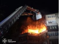 Россияне ударили дроном по многоэтажке в Одессе, фото ГСЧС