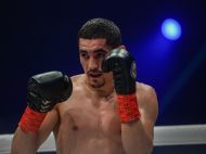 Олимпийского чемпиона из&nbsp;россии жестоко нокаутировали на&nbsp;глазах у&nbsp;Тайсона Фьюри (видео)
