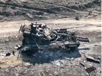 російський підбитий танк