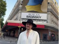 Дизайнер Багінський оформив дванадцять вітрин у Galeries Lafayette. Фото з instagram