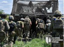 Росіяни атакують уздовж усієї ЛБЗ у Запорізькій області. Фото 65-ї омбр
