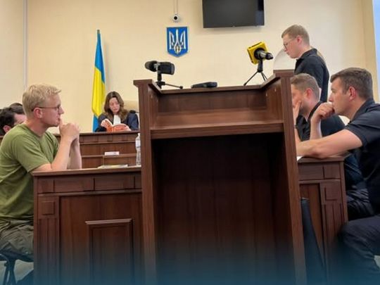Шабуніну наказали здати закордонних паспорт. Фото ЦПК