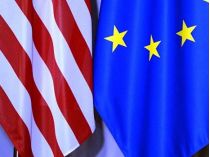 Флаги США и Евросоюза 