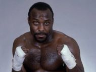Пішов із&nbsp;життя знаменитий боксер, який став чемпіоном світу у&nbsp;двох дивізіонах після виходу з в'язниці (фото, відео)