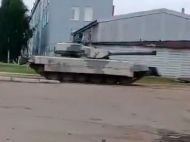 Окупанти готують для наступу штурмові танки: у&nbsp;чому мінуси техніки ворога
