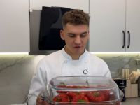Иван Янюк поделился рецептом фаршированных перцев. Фото - скриншот