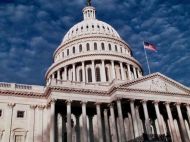 Сенат США уходит на&nbsp;каникулы, так и&nbsp;не&nbsp;приняв санкции против россии: что теперь будет делать Трамп