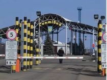 Українські військові відбили штурм КПП Гоптівка