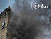 У Львові горів готель «Власта», фото ДСНС