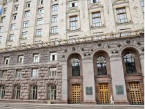 Масштабная атака силовиков на Киевсовет – Борислав Береза предупреждает об обысках