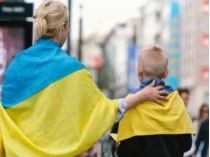 120 тысяч украинских беженцев в США могут потерять защиту