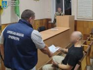Кровавое нападение в&nbsp;Харькове: мужчина порезал полицейского и&nbsp;трех военных