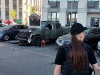 Авто военного взорвалось в Подольском районе Киева. Фото полиции