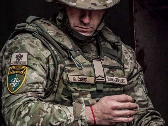 Военный армии НАТО