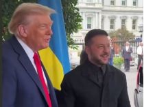 Дональд Трамп и Владимир Зеленский на пороге Белого дома. Скриншот видео