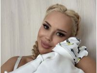 СолоХа з дитиною, фото https://www.instagram.com/p/DNkSxoIohVM/?img_index=4