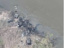 Часть уничтоженных войск РФ на реке Северский Донец. Фото 2022 года https://twitter.com/ShustSergei/status/1525218180821573632/photo/2