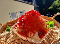 Мороженое с арбузом и ягодами. Фото Эллы Ивановой 