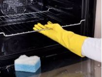 Регулярное очищение духовки продлит срок ее службы, фото из открытых источников