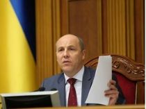 У прокуратурі не пов'язують вбивства Андрія Парубія та Ірини Фаріон
