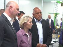 Урсула фон дер Ляйен посетила оружейный завод в Сопоте. Фото&nbsp;— скриншот
