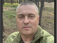 46-летний Демьян Демичев