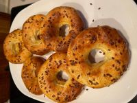 Булочки бейглы