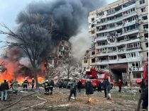 Разрушенный дом в украинском городе