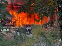 Россия в ночь на 12 сентября обстреляла Сумы - Фото: Артем Кобзар