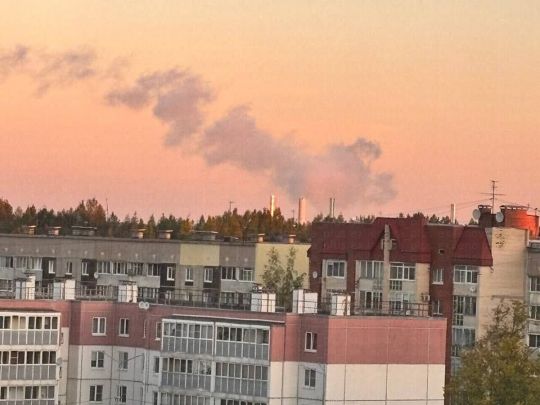Массированная атака дронов на Россию привела к пожару в порту Приморска