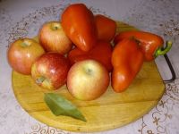 Маринованные яблоки с болгарским перцем