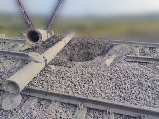 Потяги затримують через удари «Шахедів» по залізниці. Фото «УЗ»
