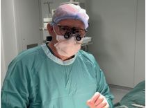 Известный кардиохирург Борис Тодуров провел уникальную операцию по удалению пули из сердца, фото скриншот видео