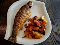 Рибна страва у ресторані. Фото Ольги Сметанської