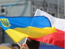 Поляки висловилися щодо допомоги біженцям з України: новини невтішні