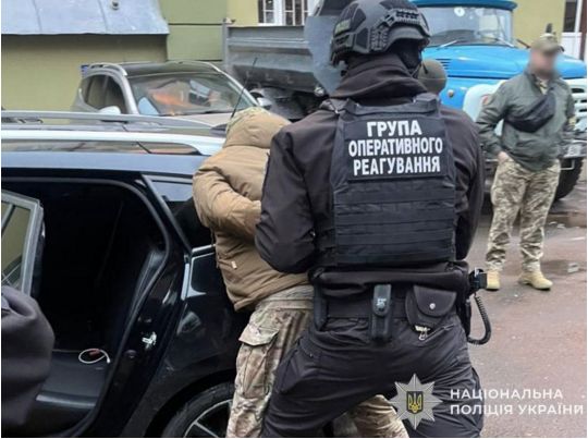 Поліція затримала військових, причетних до вчинення насильницьких та майнових злочинів, фото поліція