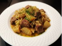 Тушеная капуста с картофелем и мясом