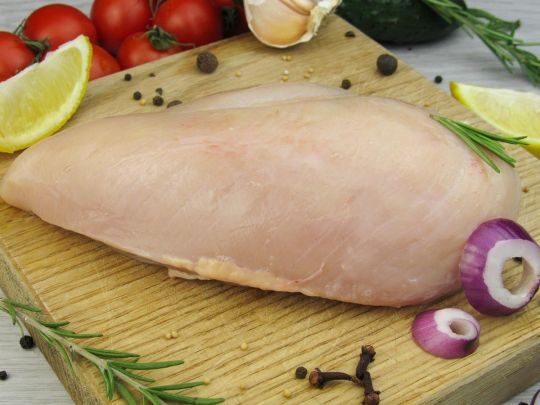 Рецепт курячого філе з молоком. Фото Pixabay
